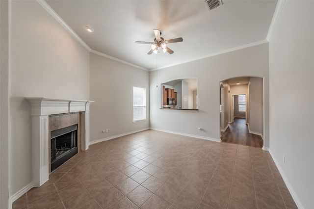 2205 Clairborne Drive, Fort Worth, TX 76177