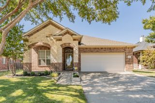 2205 Clairborne Drive, Fort Worth, TX 76177