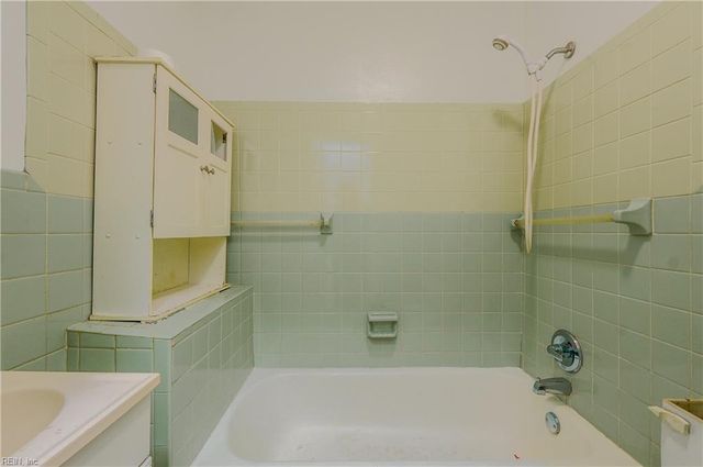 2917 Leo ST, Norfolk, VA 23504