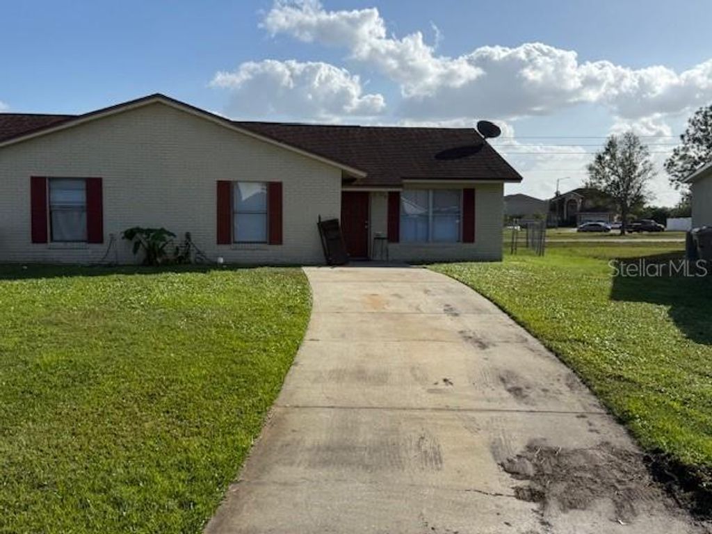 528 IMPERIAL PLACE, Kissimmee, FL 34758