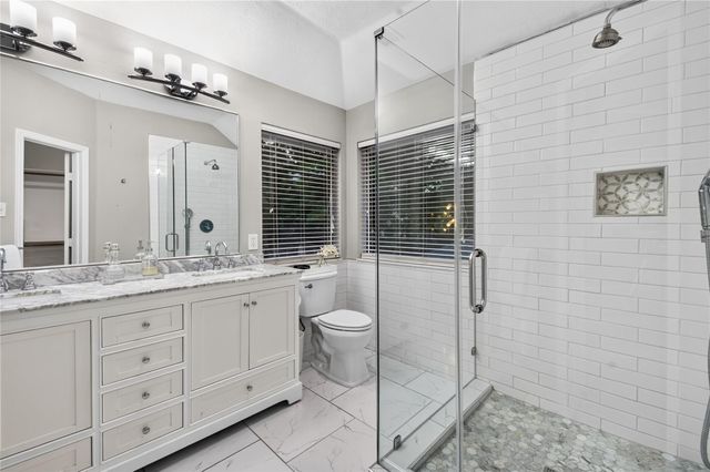 71 N Willow Point Circle, The Woodlands, TX 77382