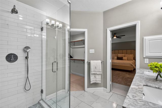 71 N Willow Point Circle, The Woodlands, TX 77382