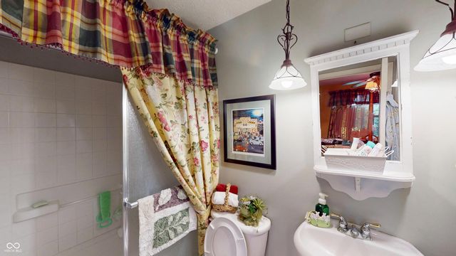 391 S Baldwin Street, Bargersville, IN 46106