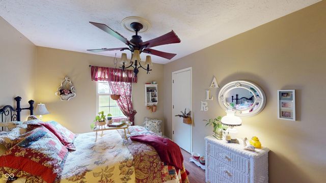 391 S Baldwin Street, Bargersville, IN 46106
