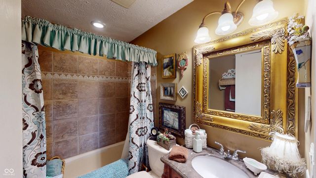 391 S Baldwin Street, Bargersville, IN 46106