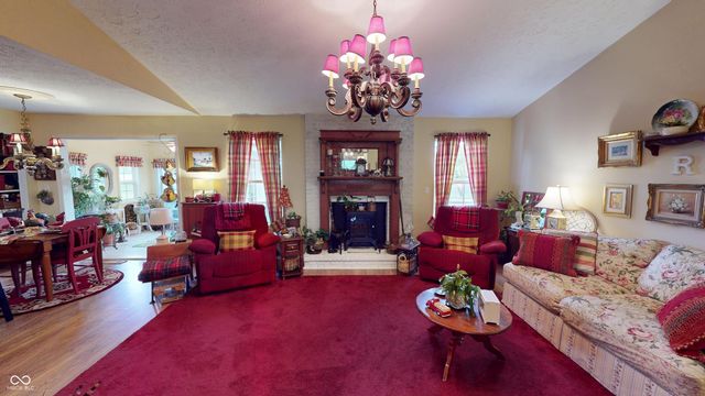 391 S Baldwin Street, Bargersville, IN 46106