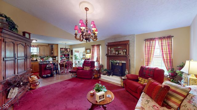 391 S Baldwin Street, Bargersville, IN 46106