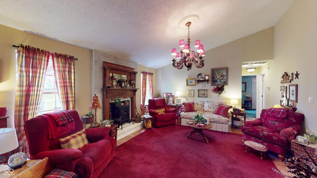391 S Baldwin Street, Bargersville, IN 46106