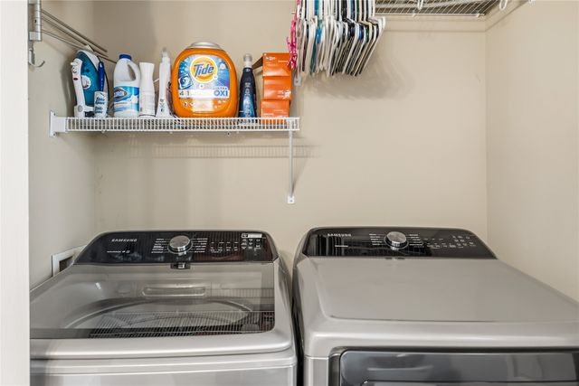 6572 NE 9th Court, Des Moines, IA 50313