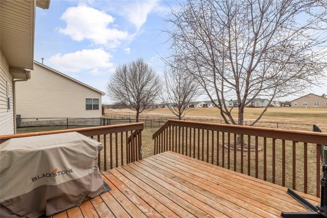 6572 NE 9th Court, Des Moines, IA 50313