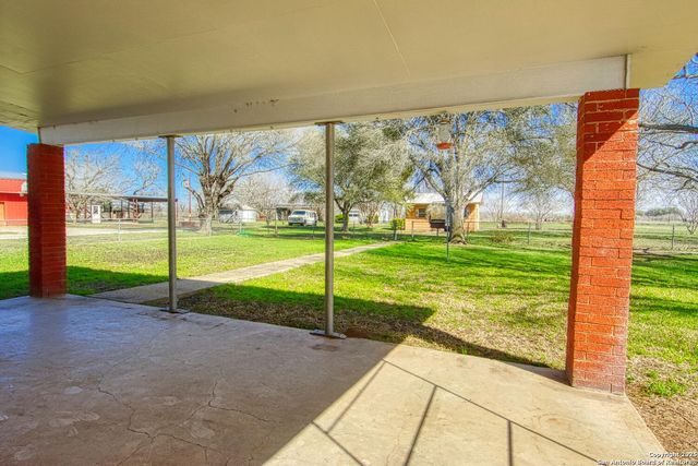 12157 FM 775, La Vernia, TX 78121