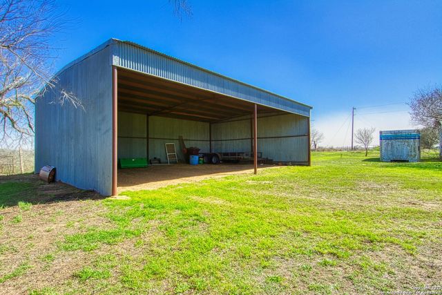 12157 FM 775, La Vernia, TX 78121