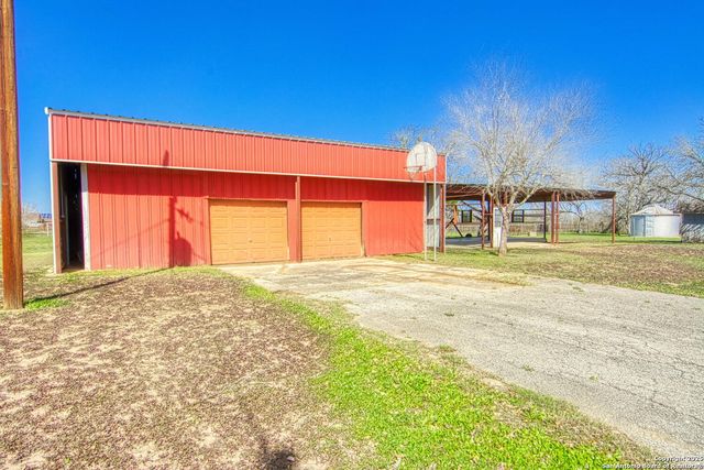 12157 FM 775, La Vernia, TX 78121