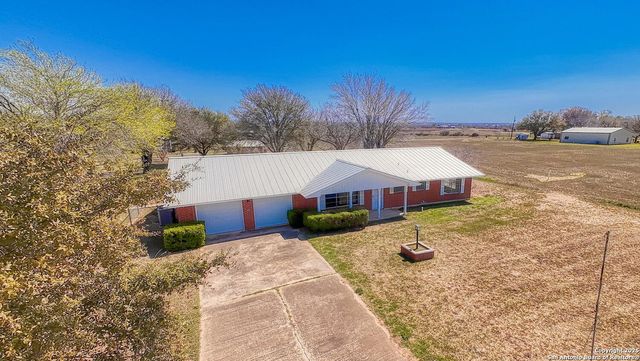 12157 FM 775, La Vernia, TX 78121