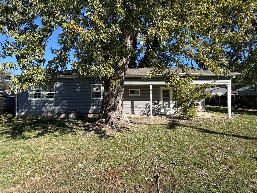 103 N Elm Street, Cambria, IL 62915