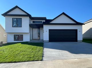 6198 51st Street NW, Rochester, MN 55901