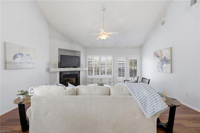 2657 Majesty LN, Virginia Beach, VA 23456