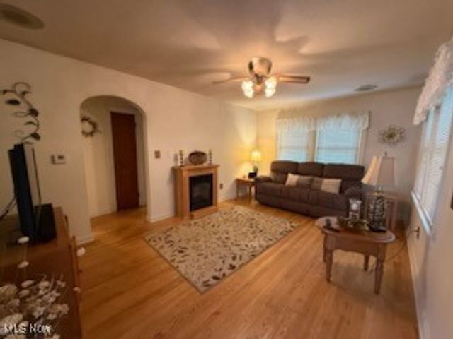 2504 New York Avenue, Parkersburg, WV 26101