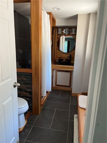 12 Mautucket Road, South Kingstown, RI 02879