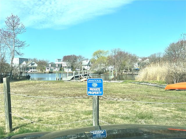 12 Mautucket Road, South Kingstown, RI 02879