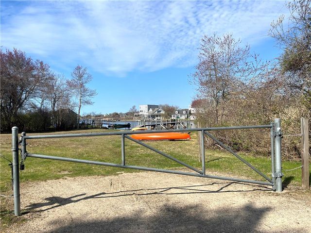 12 Mautucket Road, South Kingstown, RI 02879