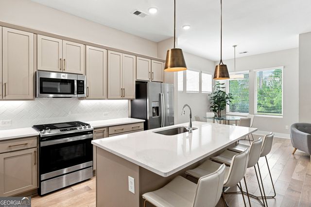 6799 Welcome Road, Flowery Branch, GA 30542
