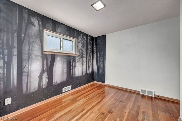 11301 Aaron Drive, Parma, OH 44130