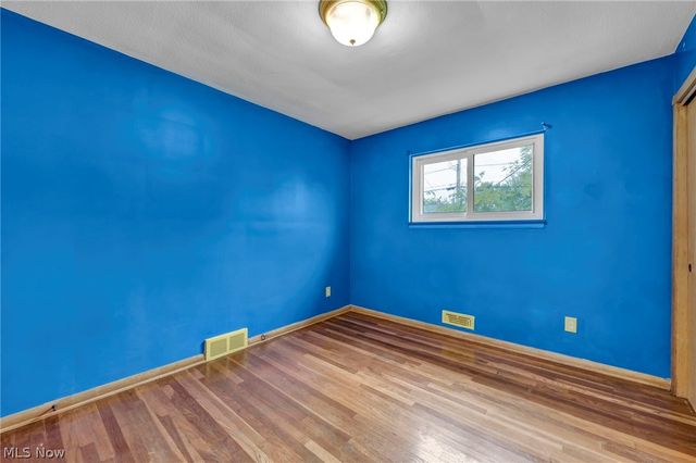 11301 Aaron Drive, Parma, OH 44130