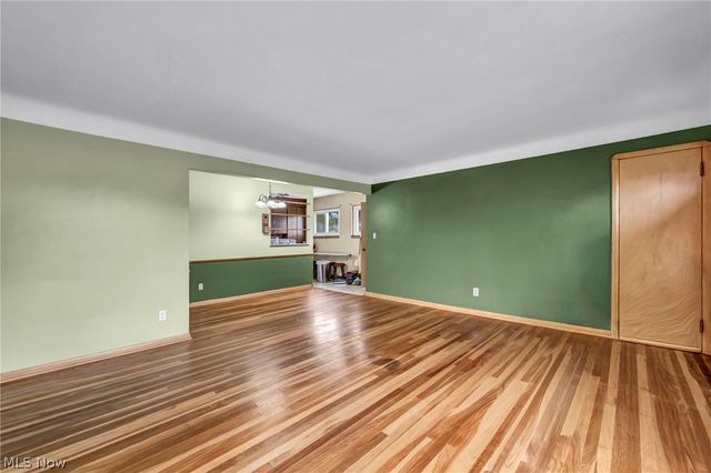 11301 Aaron Drive, Parma, OH 44130