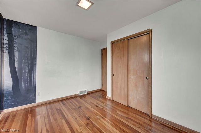11301 Aaron Drive, Parma, OH 44130