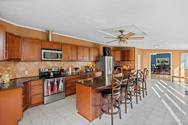 8460 Fish Lake Road Road, Holly, MI 48442