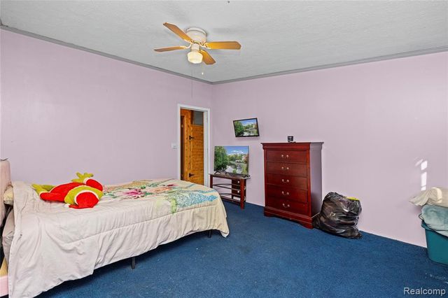 8460 Fish Lake Road Road, Holly, MI 48442