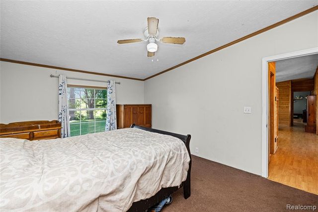 8460 Fish Lake Road Road, Holly, MI 48442