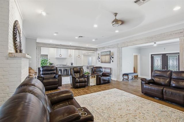 3829 Burgoyne Drive, Lake Charles, LA 70605