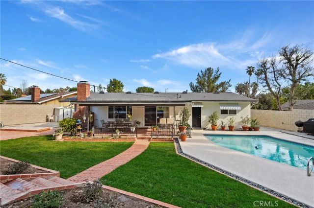 11917 Paso Robles, Granada Hills, CA 91344