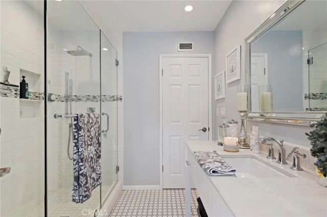 11917 Paso Robles, Granada Hills, CA 91344