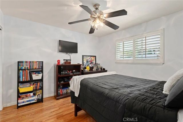 11917 Paso Robles, Granada Hills, CA 91344