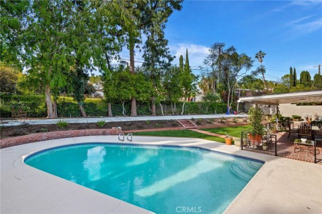 11917 Paso Robles, Granada Hills, CA 91344