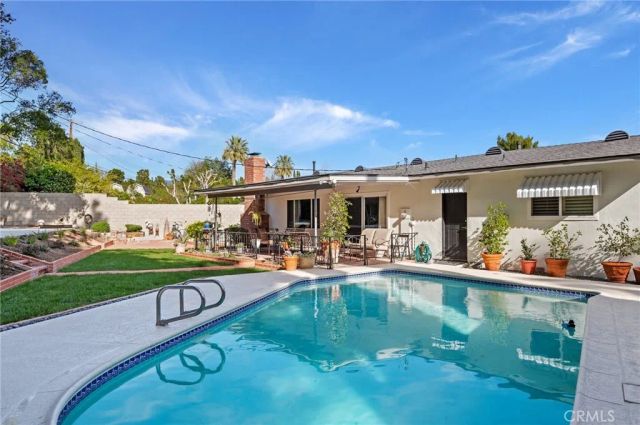 11917 Paso Robles, Granada Hills, CA 91344