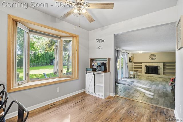 6218 Mckenzie Drive, Flint, MI 48507