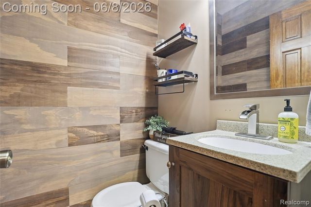6218 Mckenzie Drive, Flint, MI 48507