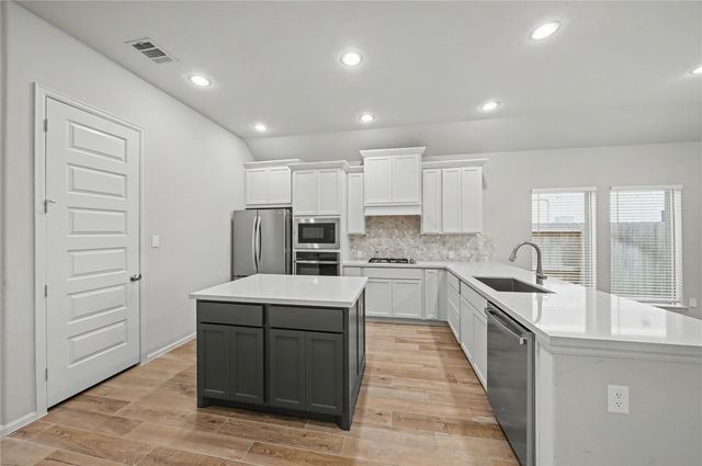 31527 Splitting Willow Way, Fulshear, TX 77441