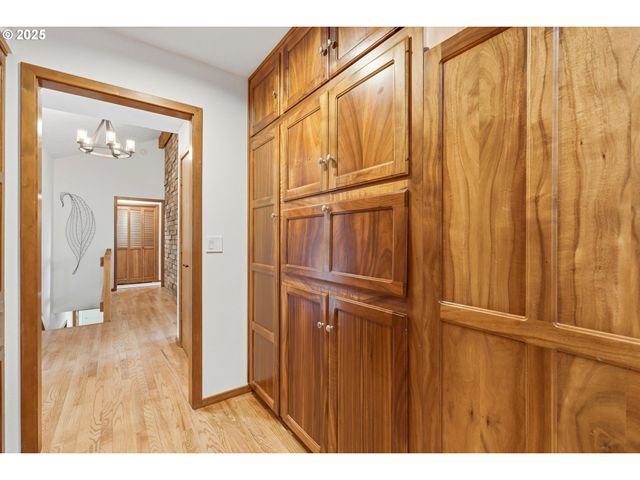 21645 Ne MCCORMICK HILL Rd, Hillsboro, OR 97123