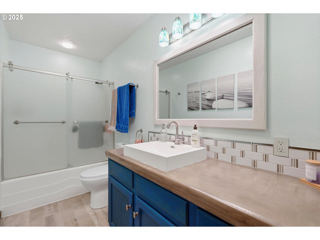 21645 Ne MCCORMICK HILL Rd, Hillsboro, OR 97123