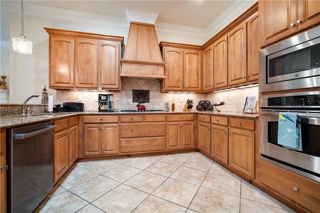 2220 Milner Way, Mobile, AL 36695