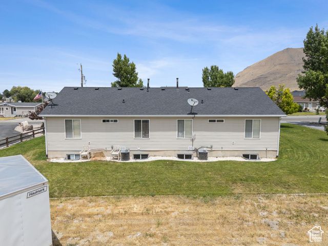 1884 E SHEPARD LN, Lake Point, UT 84074