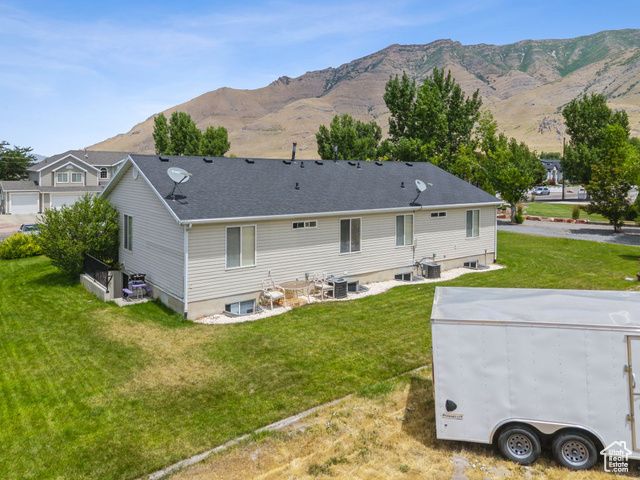 1884 E SHEPARD LN, Lake Point, UT 84074