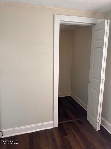 11985 Tazewell Road, Coeburn, VA 24230