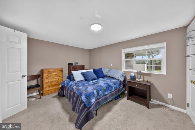 1127 GREENTREE RD, Newark, DE 19713