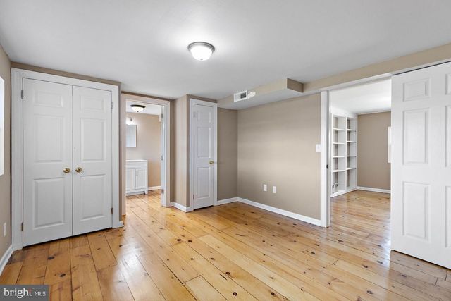 1127 GREENTREE RD, Newark, DE 19713
